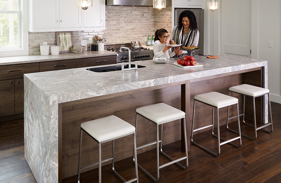 Based on Fusion Granite, Neapolitan Stone is a complex pattern comprised of layers of white, cream, beige, blue and warm grey. The composition that results has an organic flow and timeless quality. The multifaceted pattern of the real granite makes Neapolitan Stone highly desirable for an ultra-premium appearance.